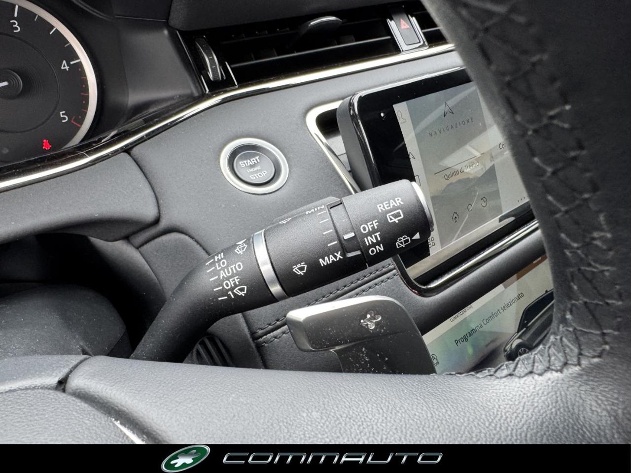 LAND ROVER Range Rover Evoque 2.0D I4 163 CV AWD Auto R-Dynamic SE - 17