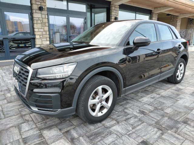 AUDI Q2 Nero metallizzato
