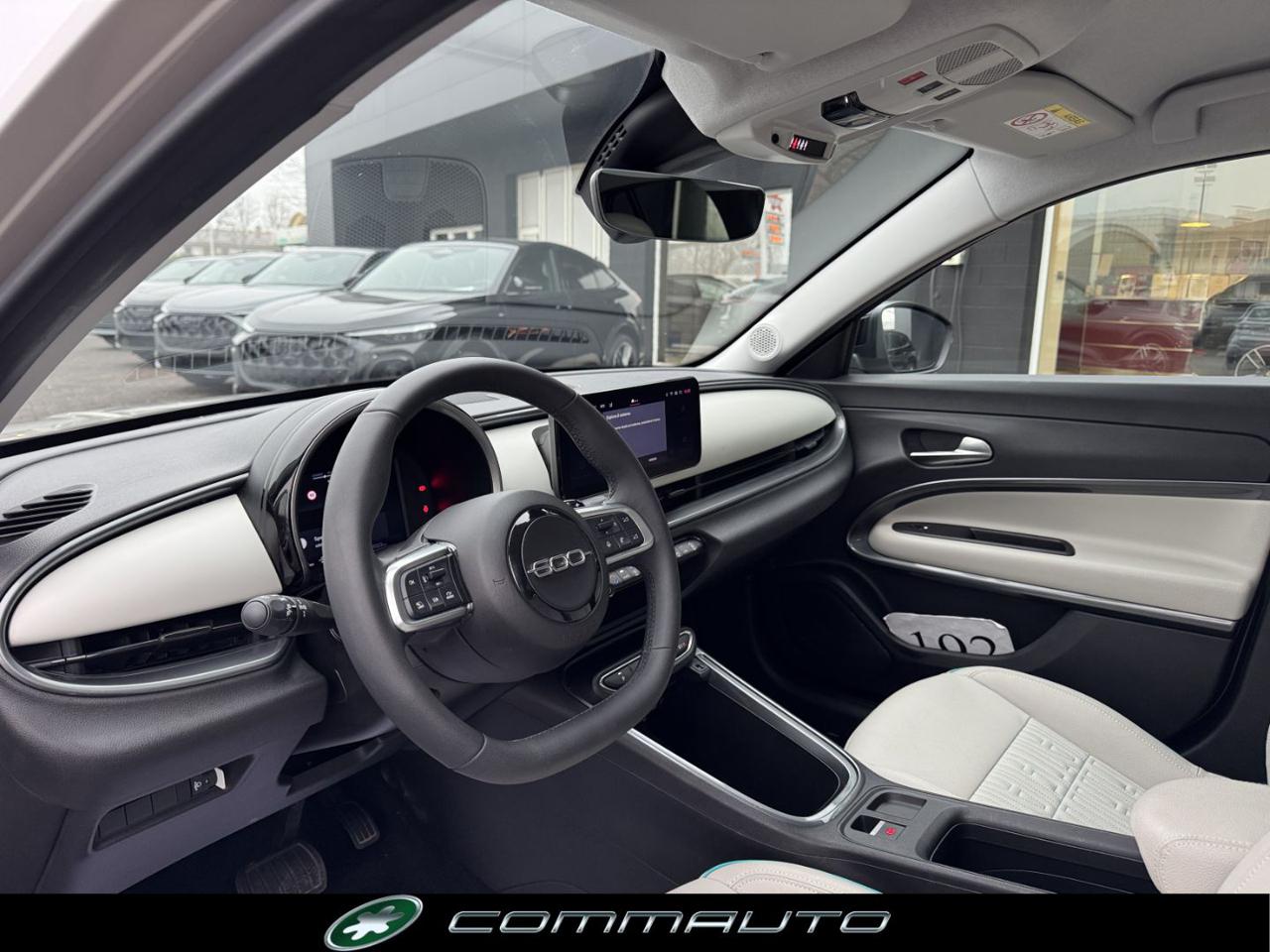 FIAT 600 Hybrid 101 CV DCT MHEV La Prima - 10