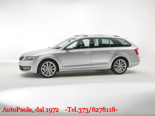 SKODA Octavia Bianco pastello