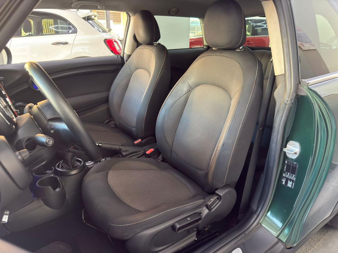 MINI One 1.2 One 75 CV - 18