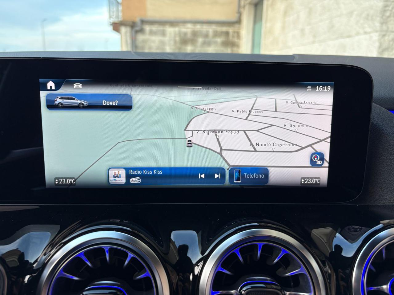 MERCEDES-BENZ B 180 d Automatic AMG Line Premium Pack Night - 25