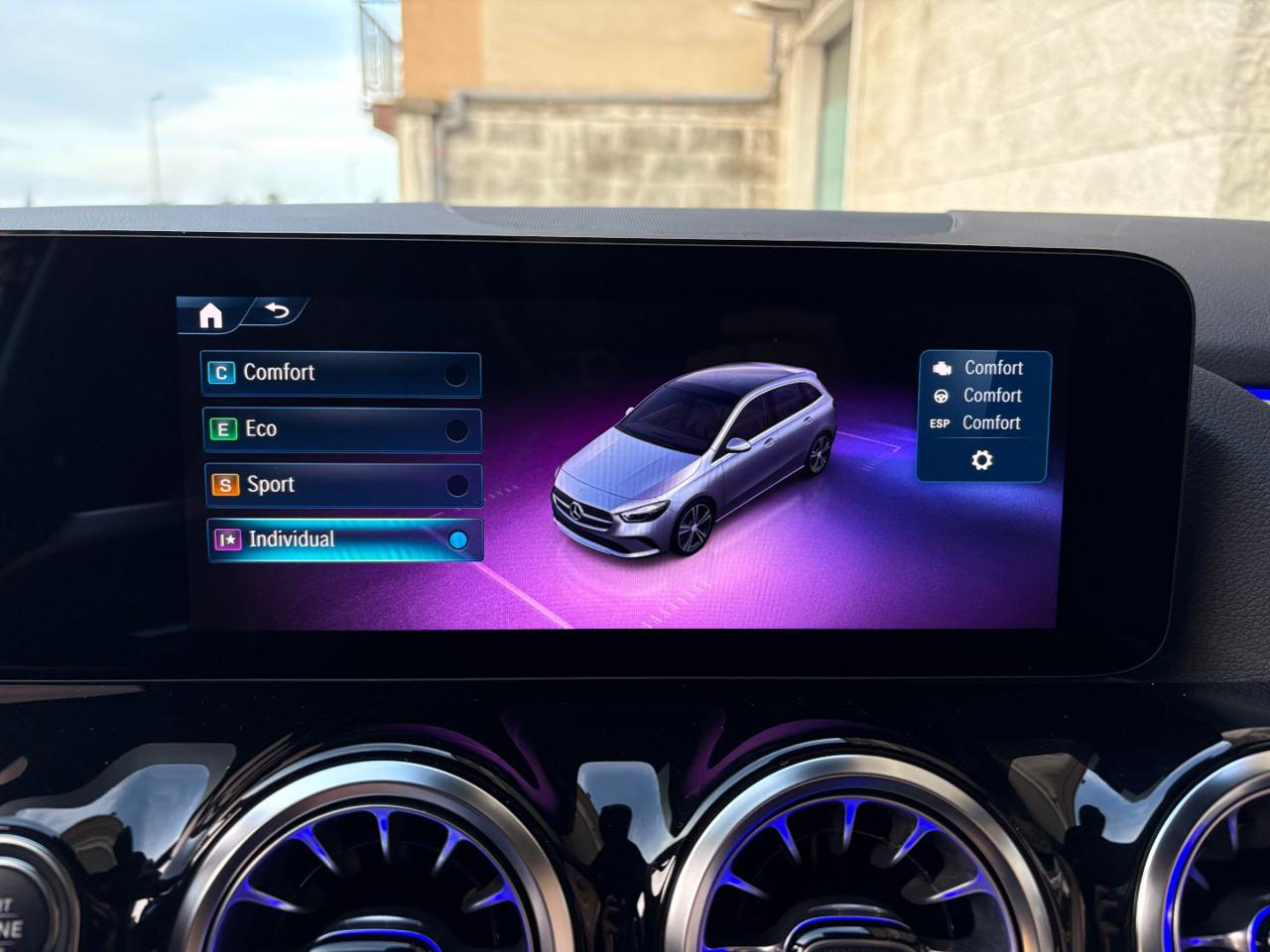 MERCEDES-BENZ B 180 d Automatic AMG Line Premium Pack Night - 45