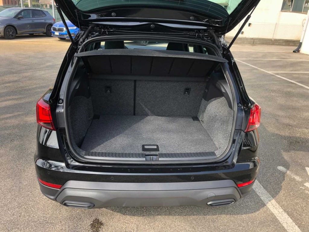 SEAT Arona 1.0 EcoTSI 115 CV Black Edition - 8