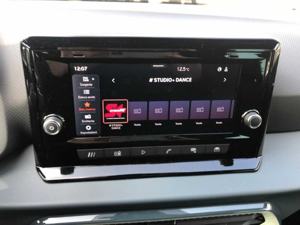 SEAT Arona 1.0 EcoTSI 115 CV Black Edition - 15