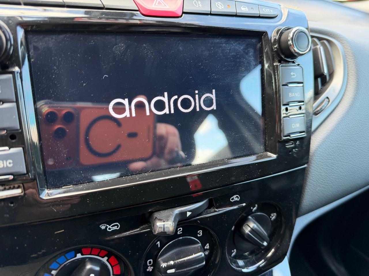 LANCIA Ypsilon 1.2 69 CV 5 porte S&S GOLD - 19