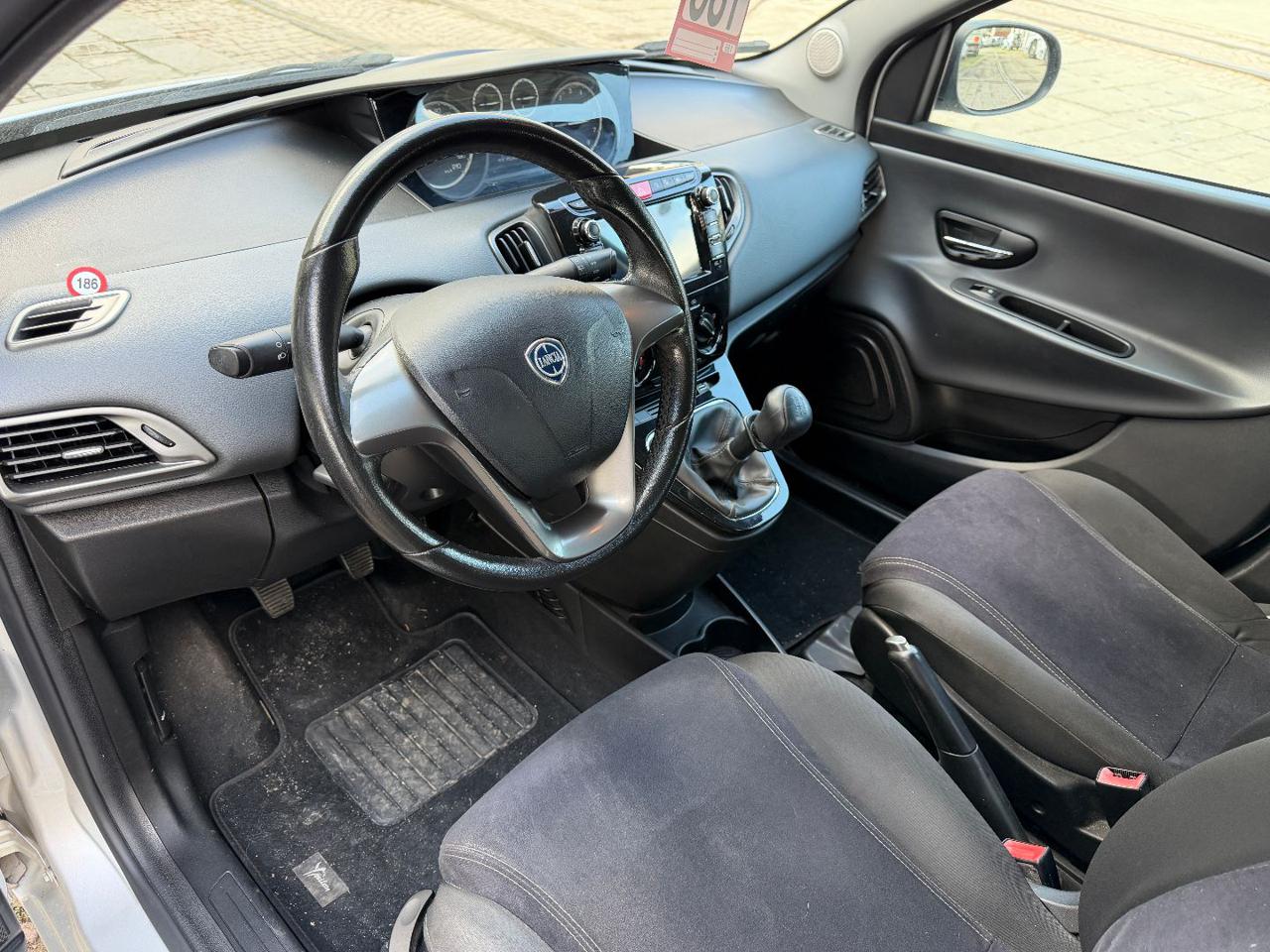 LANCIA Ypsilon 1.2 69 CV 5 porte S&S GOLD - 10