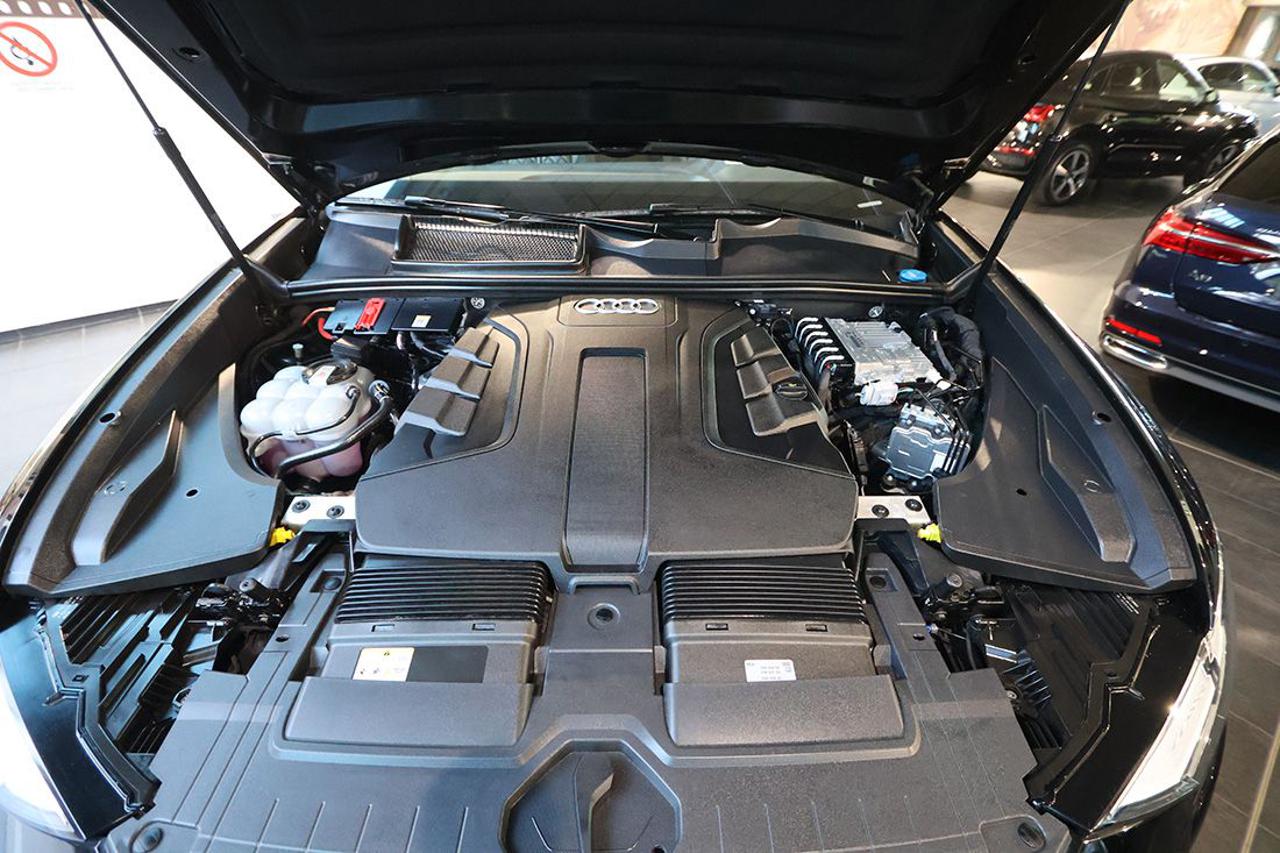 AUDI Q8 50 TDI Quattro Tiptronic Sport S-Line - 12