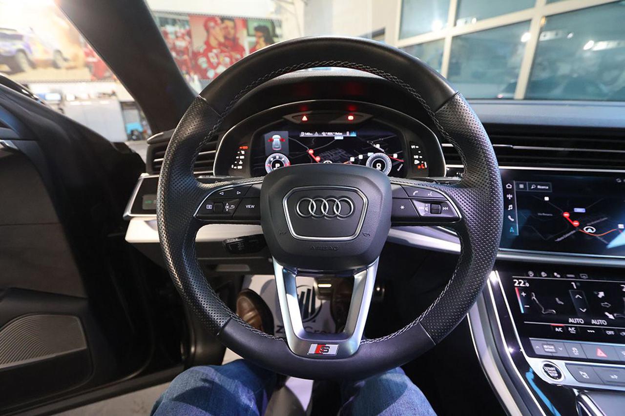 AUDI Q8 50 TDI Quattro Tiptronic Sport S-Line - 24