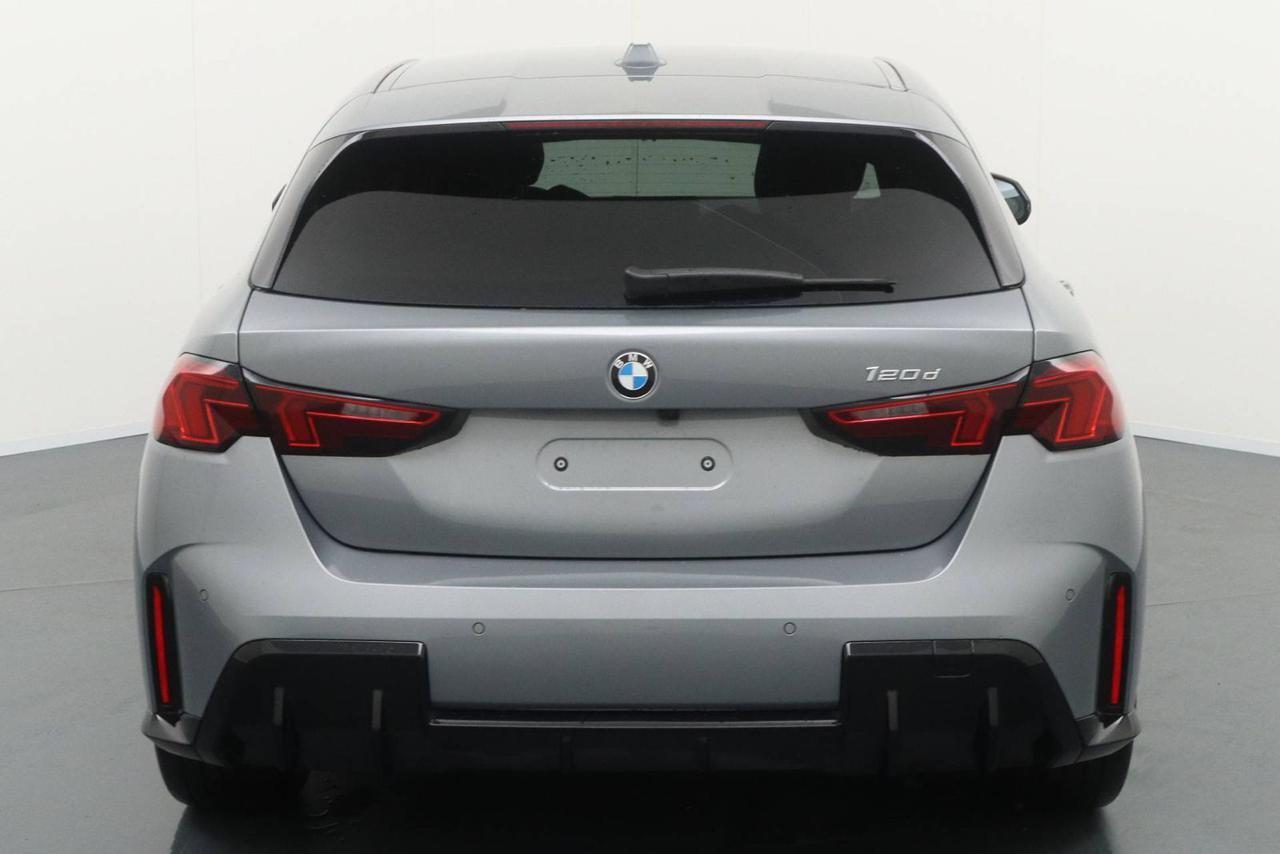 BMW 120 48V MSport - 4