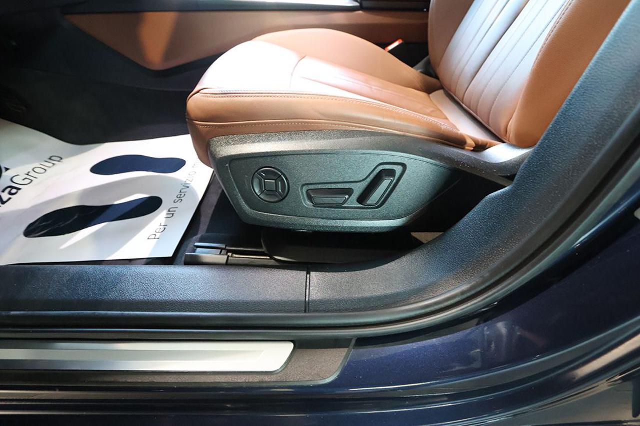 AUDI A6 40 TDI Avant Quattro ultra S-Tronic Business Plus - 43