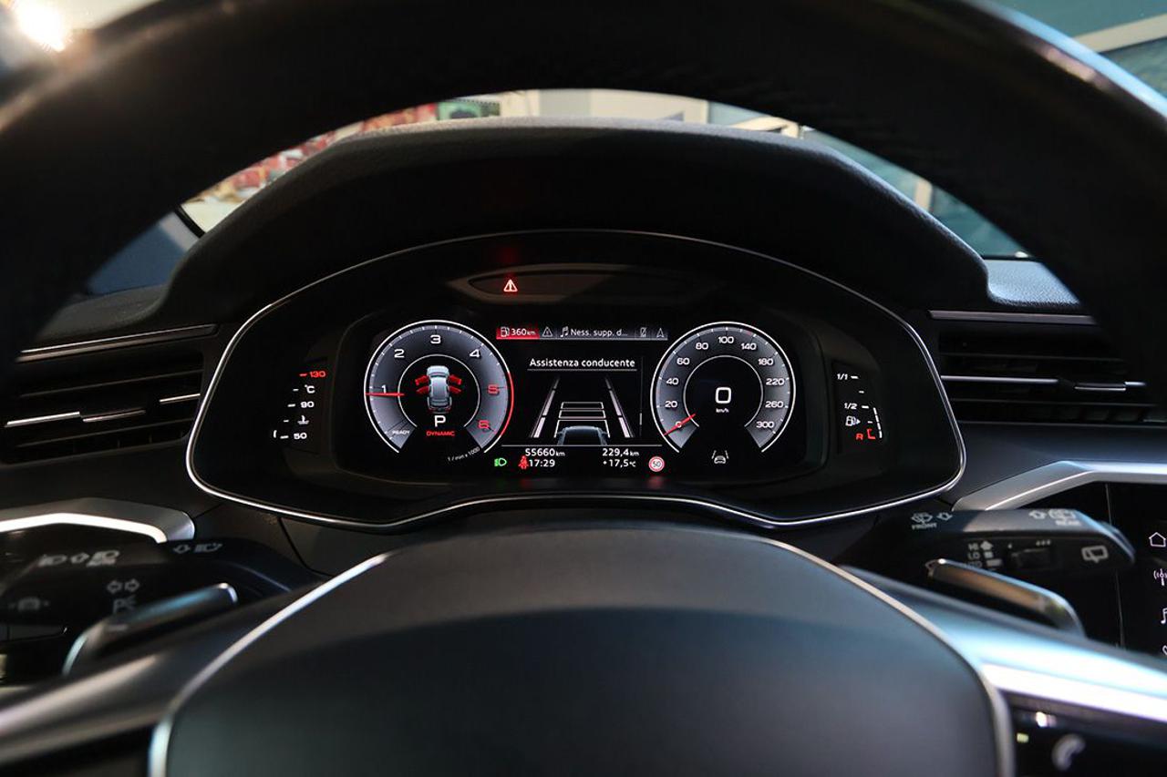 AUDI A6 40 TDI Avant Quattro ultra S-Tronic Business Plus - 34