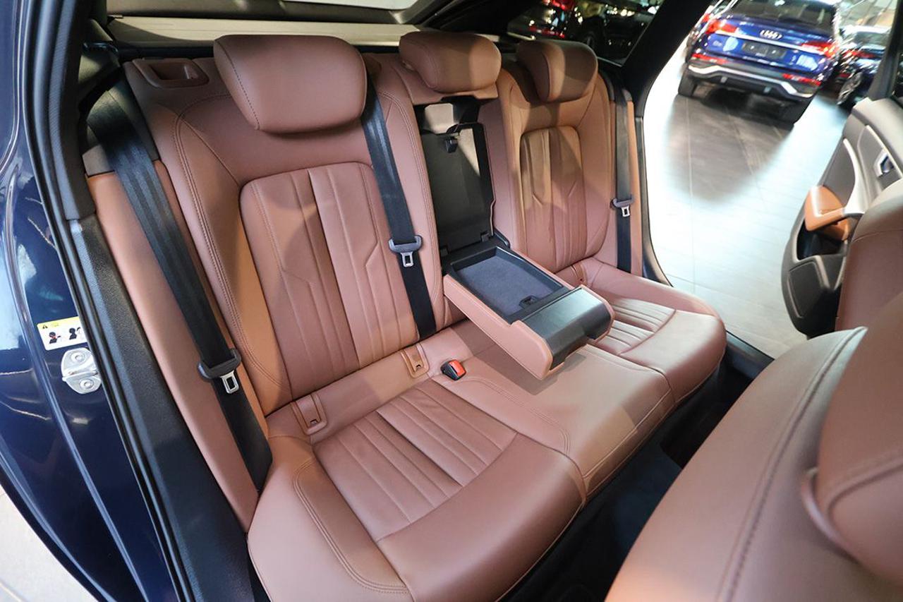 AUDI A6 40 TDI Avant Quattro ultra S-Tronic Business Plus - 21