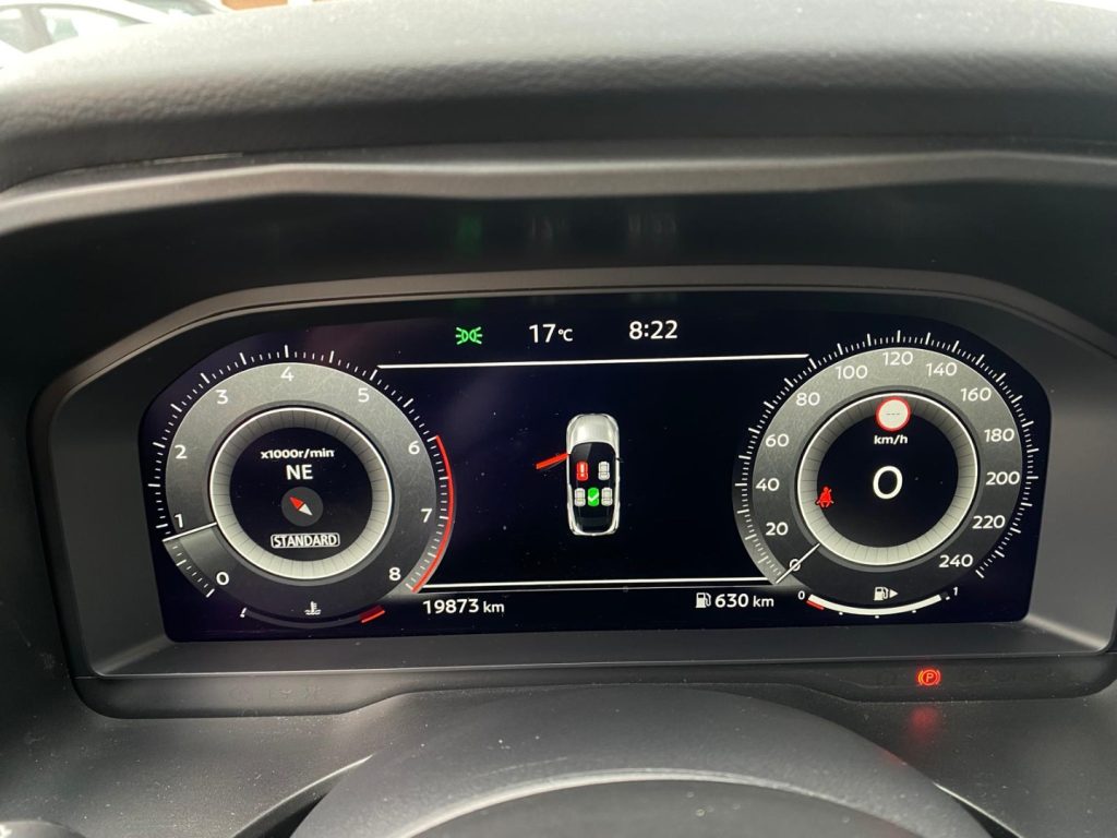 NISSAN Qashqai MHEV 140CV N-Connecta - 10