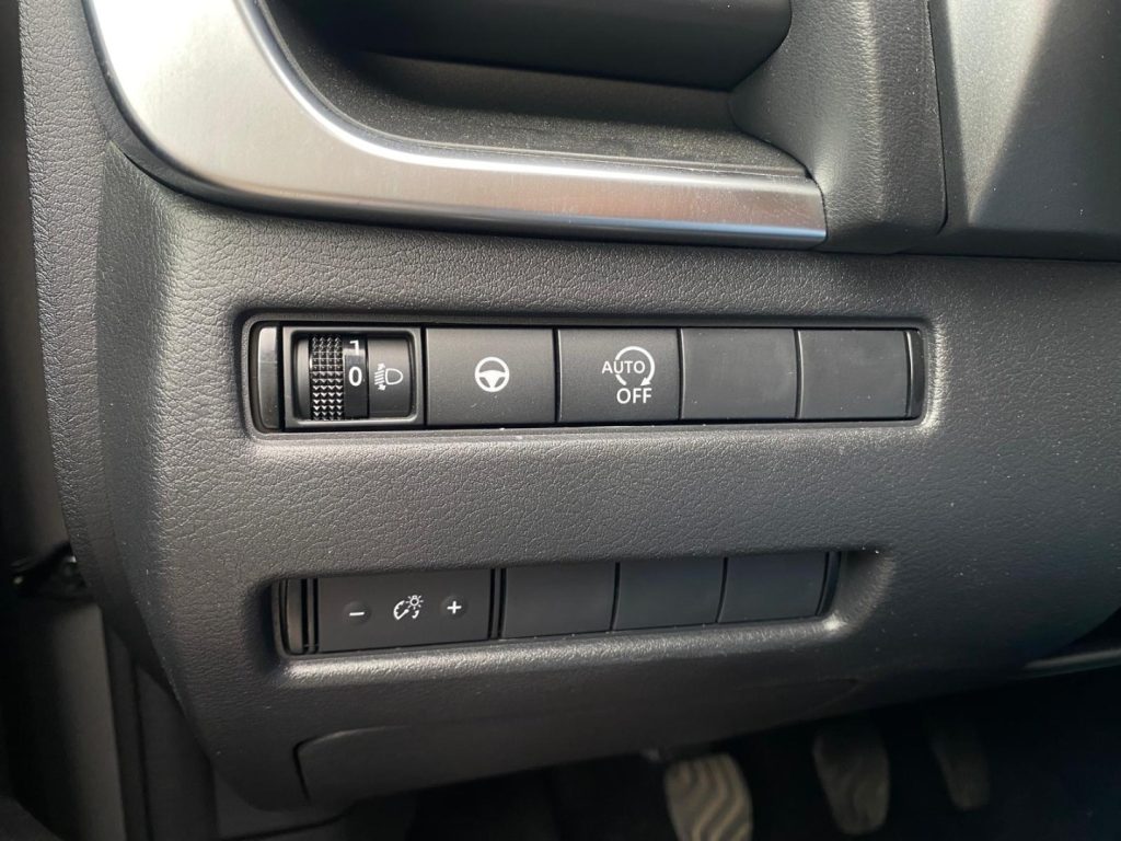 NISSAN Qashqai MHEV 140CV N-Connecta - 12
