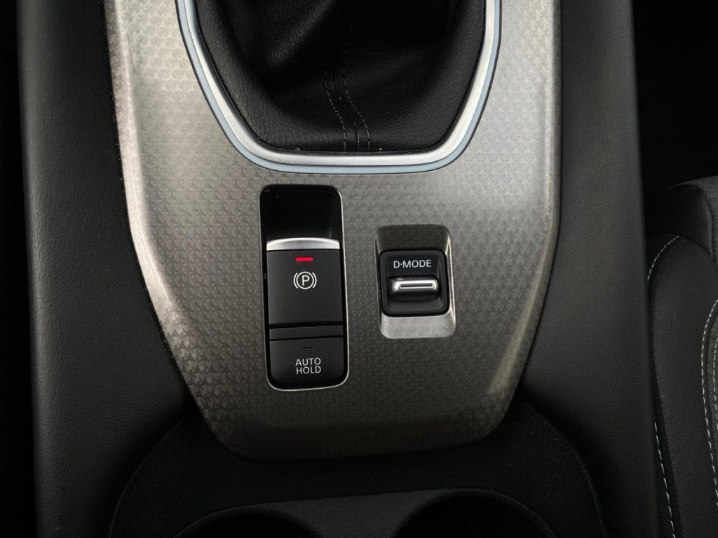 NISSAN Qashqai MHEV 140CV N-Connecta - 16