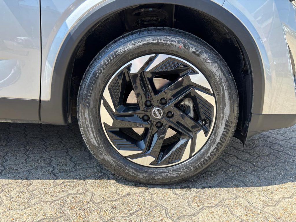 NISSAN Qashqai MHEV 140CV N-Connecta PAGA COME VUOI - 6