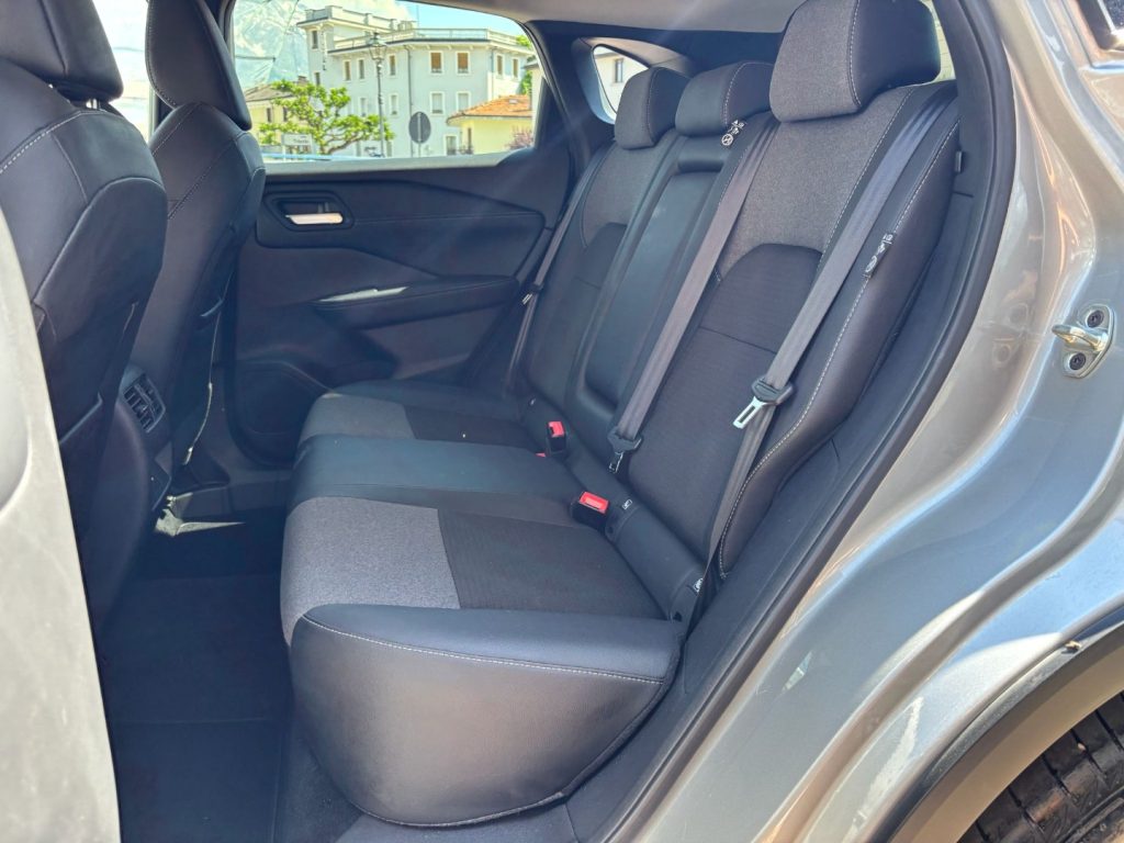 NISSAN Qashqai MHEV 140CV N-Connecta PAGA COME VUOI - 12