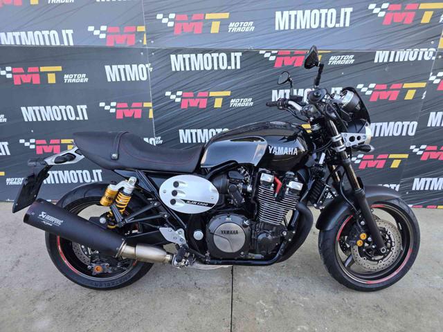 YAMAHA XJR 1300 Nero pastello