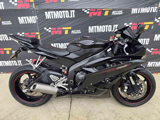 YAMAHA YZF R6 Nero metallizzato