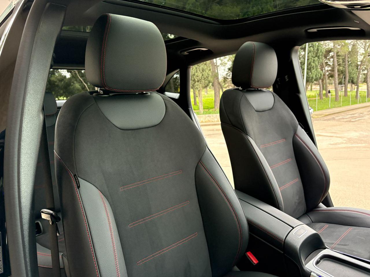 MERCEDES-BENZ GLA 200 d Automatic Premium Amg Pack Night-TETTO - 22