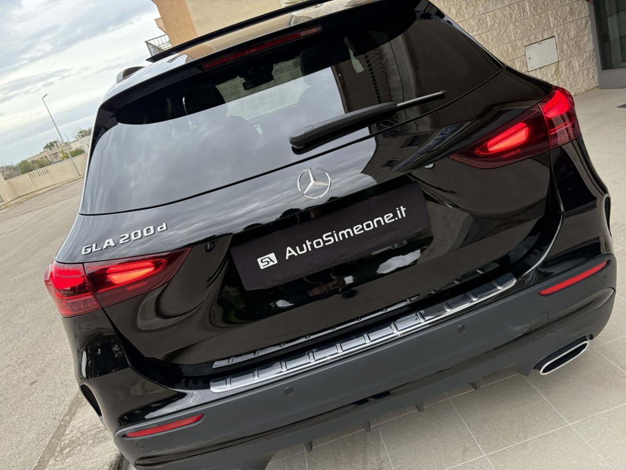 MERCEDES-BENZ GLA 200 d Automatic Premium Amg Pack Night-TETTO - 42