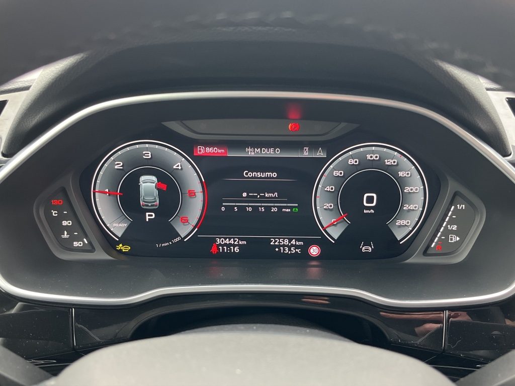 AUDI Q3 35 TDI S tronic Business Advanced - 12