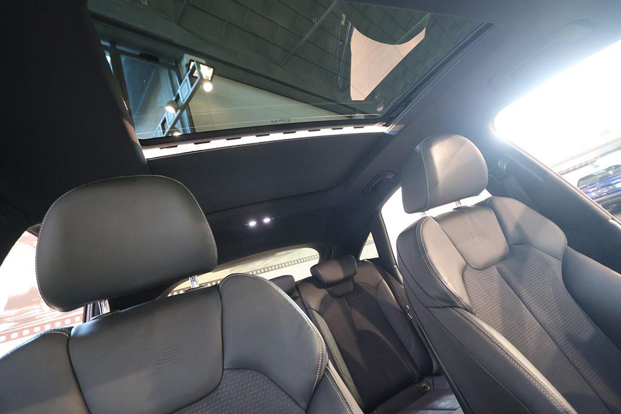 AUDI Q5 40 TDI Sportback Quattro S-Tronic S-Line Plus - 25