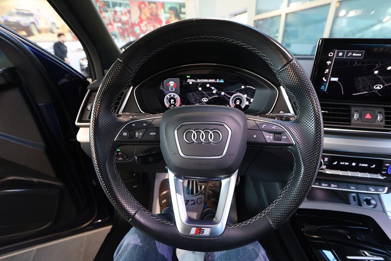 AUDI Q5 40 TDI Sportback Quattro S-Tronic S-Line Plus - 26