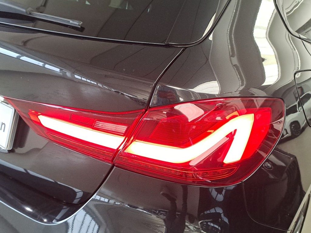 BMW 116 d 5p. Sport Line Aut. - 7