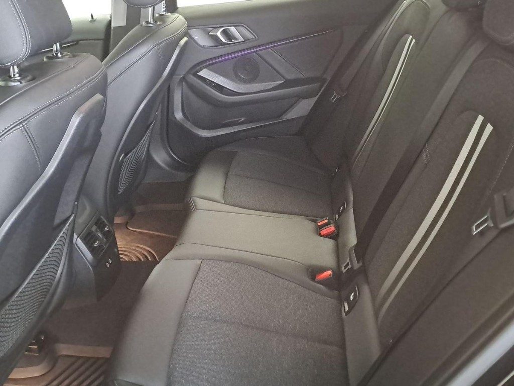 BMW 116 d 5p. Sport Line Aut. - 11