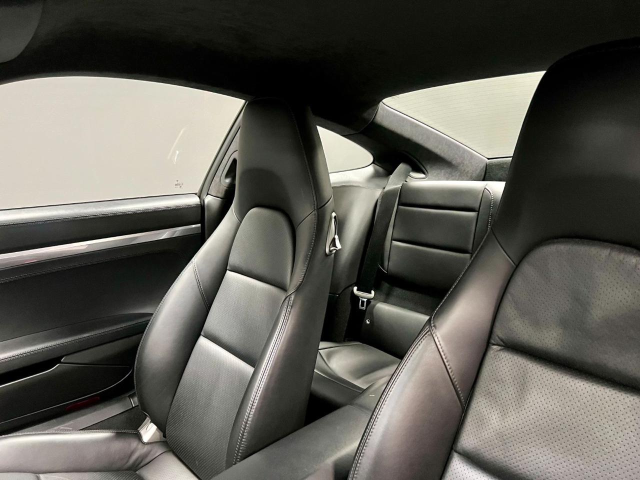 PORSCHE 911 3.4 Carrera 4 Coupé - 13