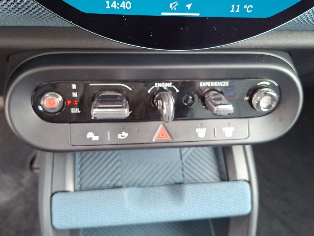 MINI Mini D Favoured Countryman Pacchetto M + Tetto apr. - 13