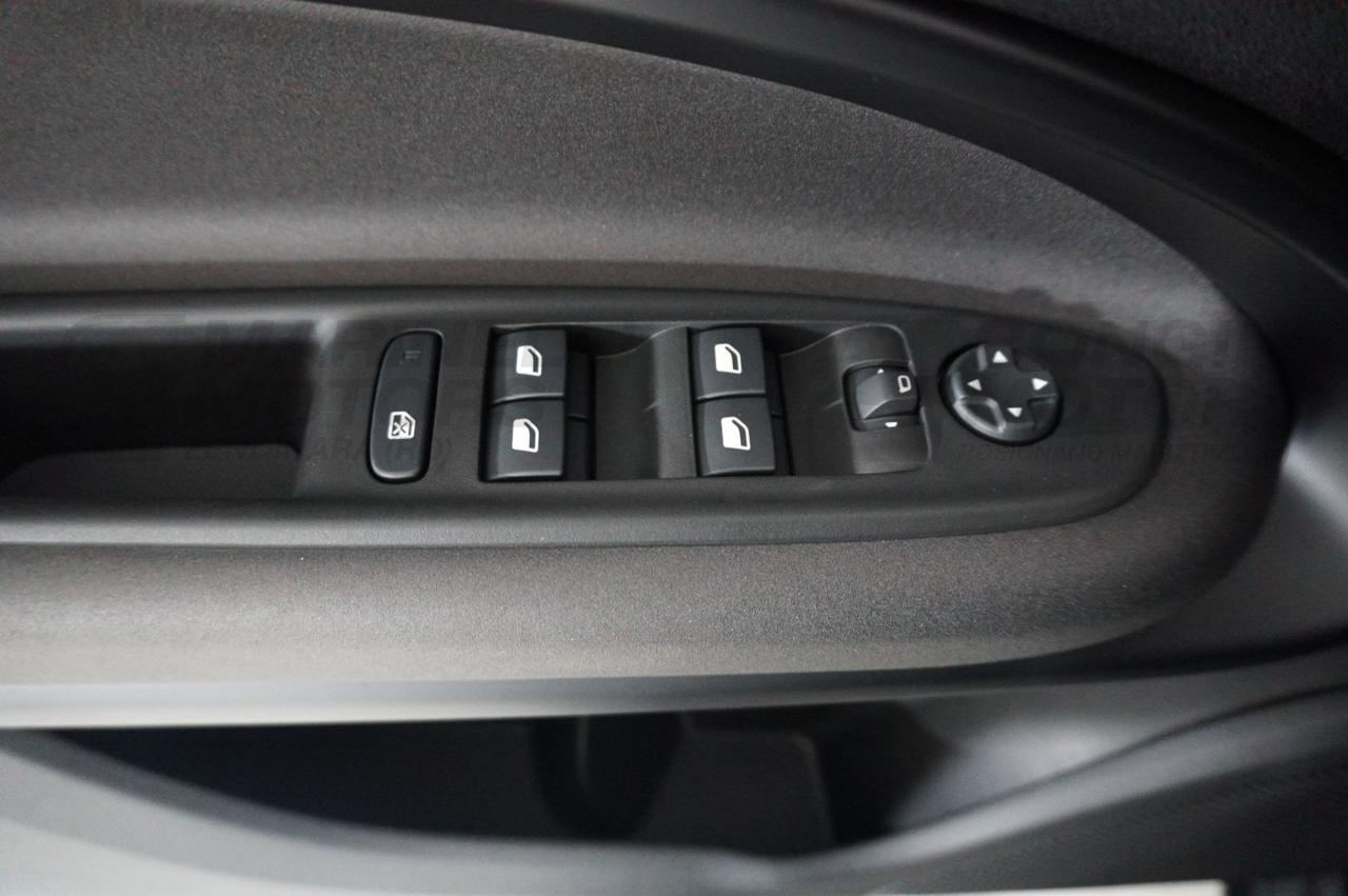 ALFA ROMEO Junior SPECIALE 1.2 VGT 145CV EDCT6 TETTO APRIBILE - 17