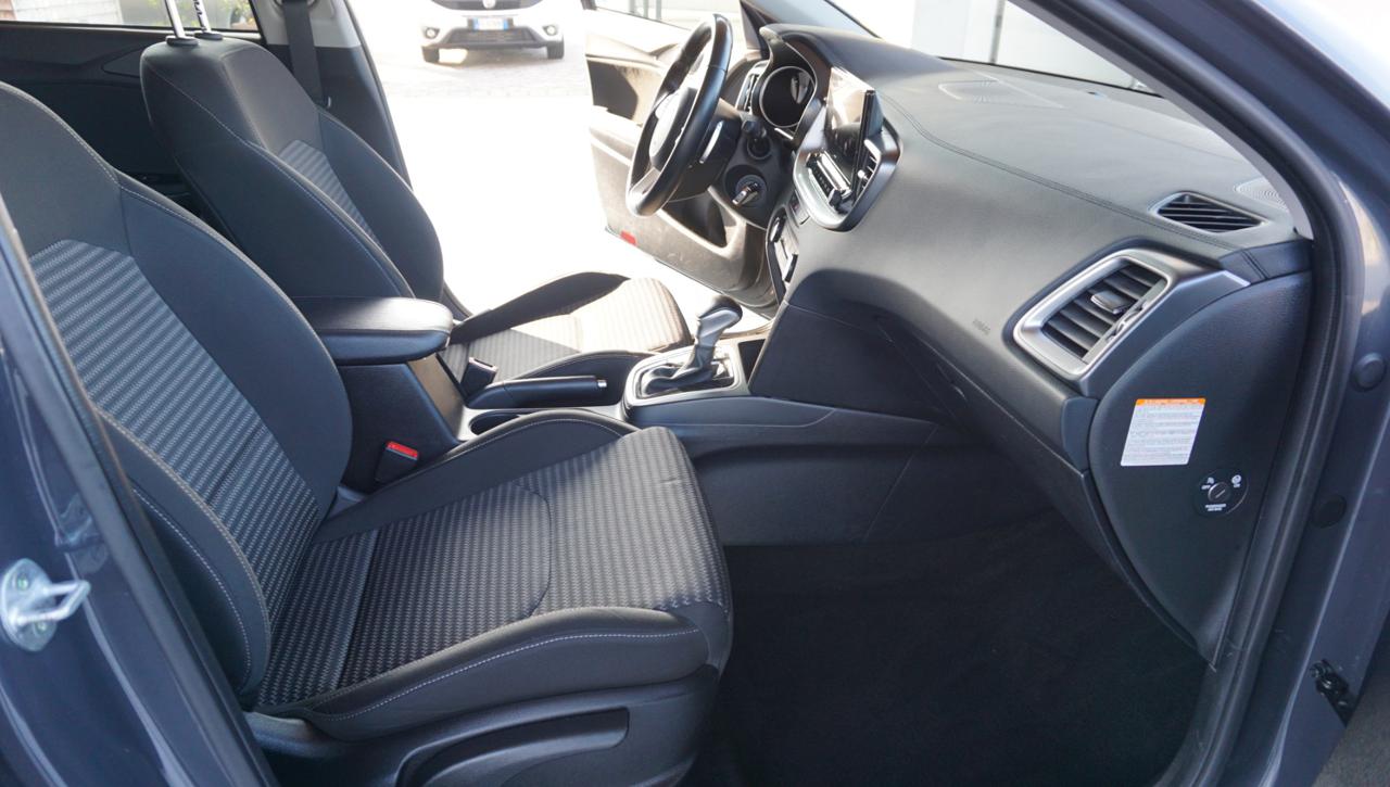 KIA Ceed 1.6 CRDi 136 CV MHEV DCT SW Business - 32