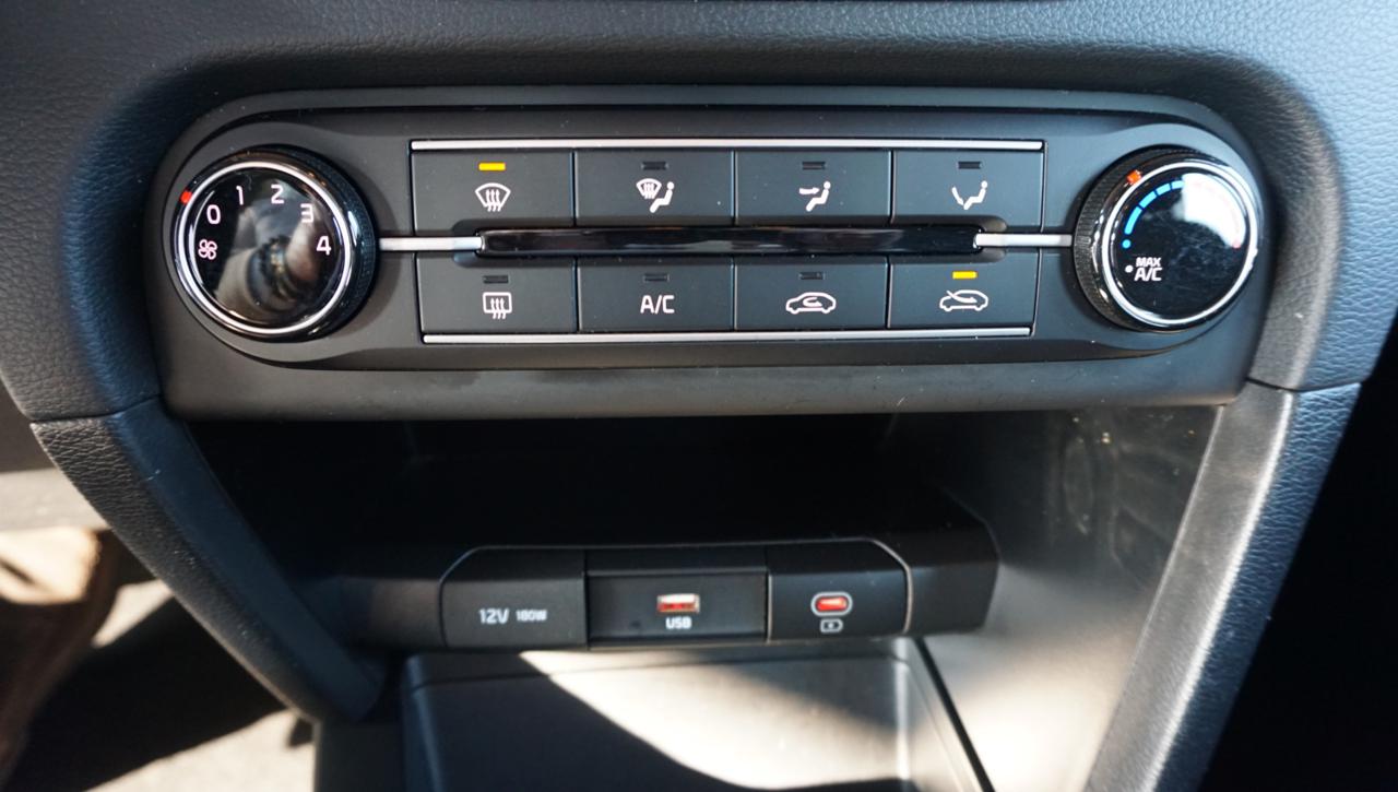 KIA Ceed 1.6 CRDi 136 CV MHEV DCT SW Business - 26