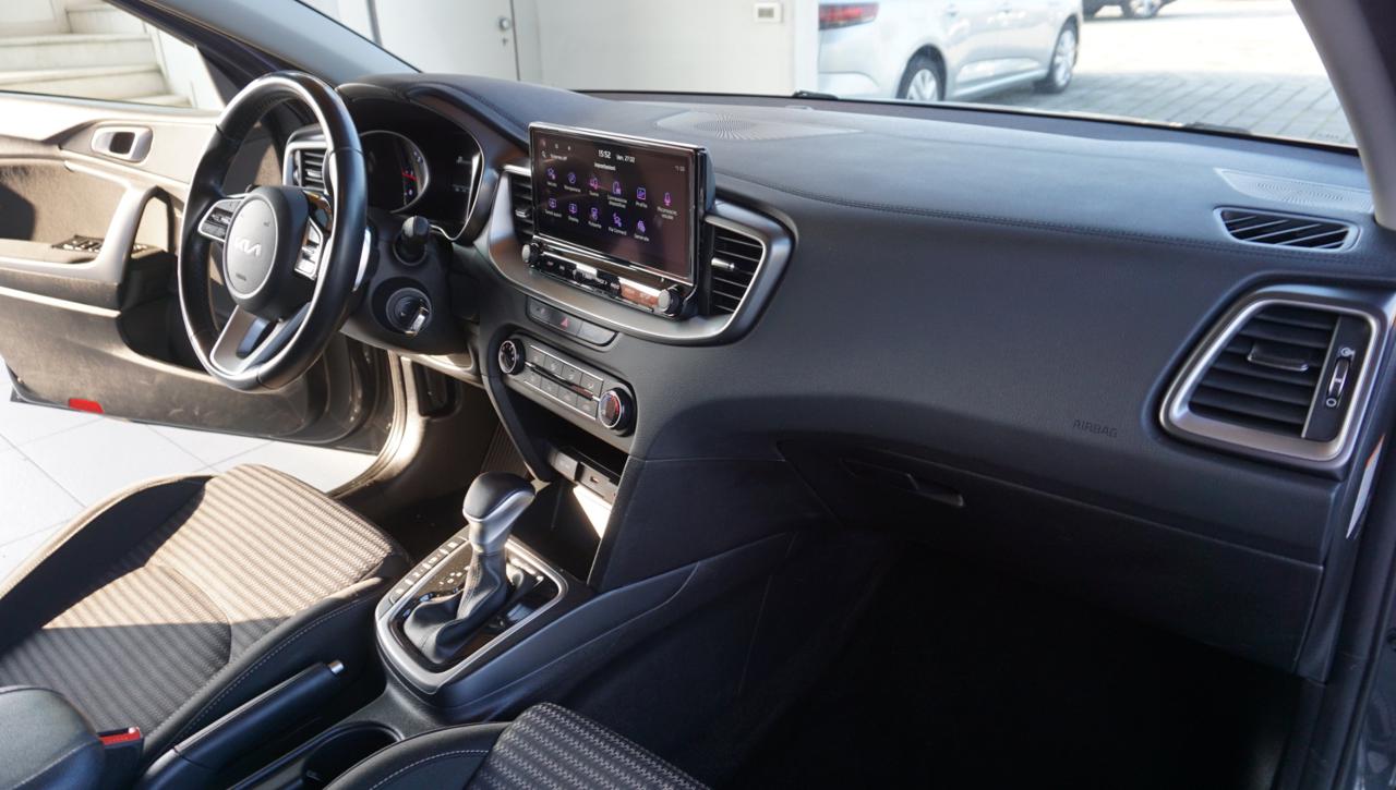 KIA Ceed 1.6 CRDi 136 CV MHEV DCT SW Business - 33