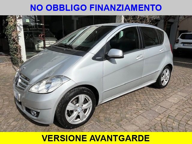 MERCEDES-BENZ A 180 Argento metallizzato