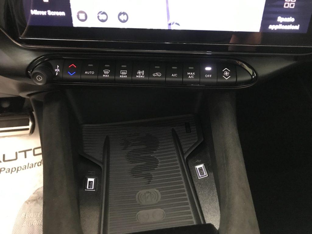 ALFA ROMEO Junior 1.2 145 CV Hybrid eDCT6 Intensa + Tetto - 11