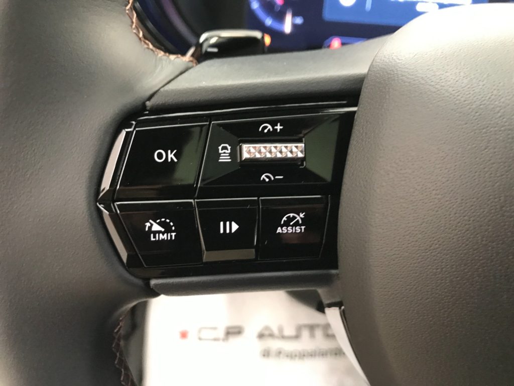 ALFA ROMEO Junior 1.2 145 CV Hybrid eDCT6 Intensa + Tetto - 14