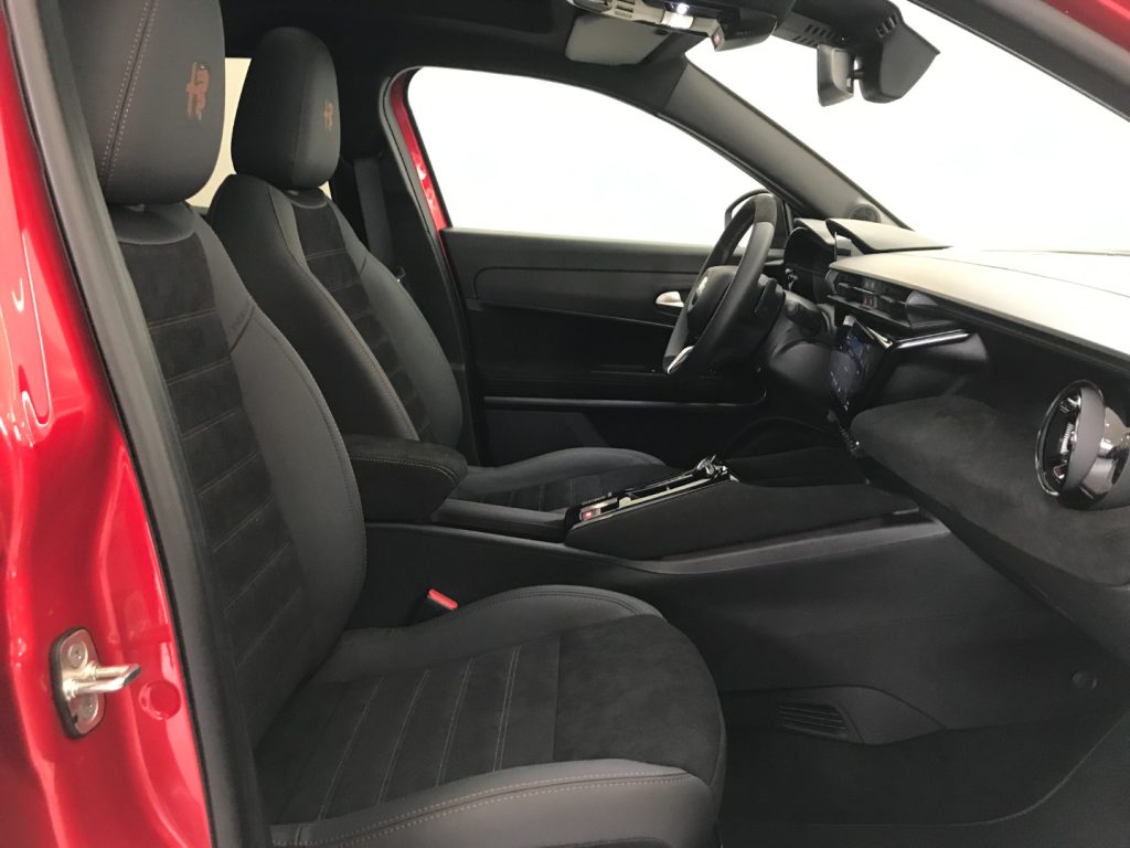 ALFA ROMEO Junior 1.2 145 CV Hybrid eDCT6 Intensa + Tetto - 22