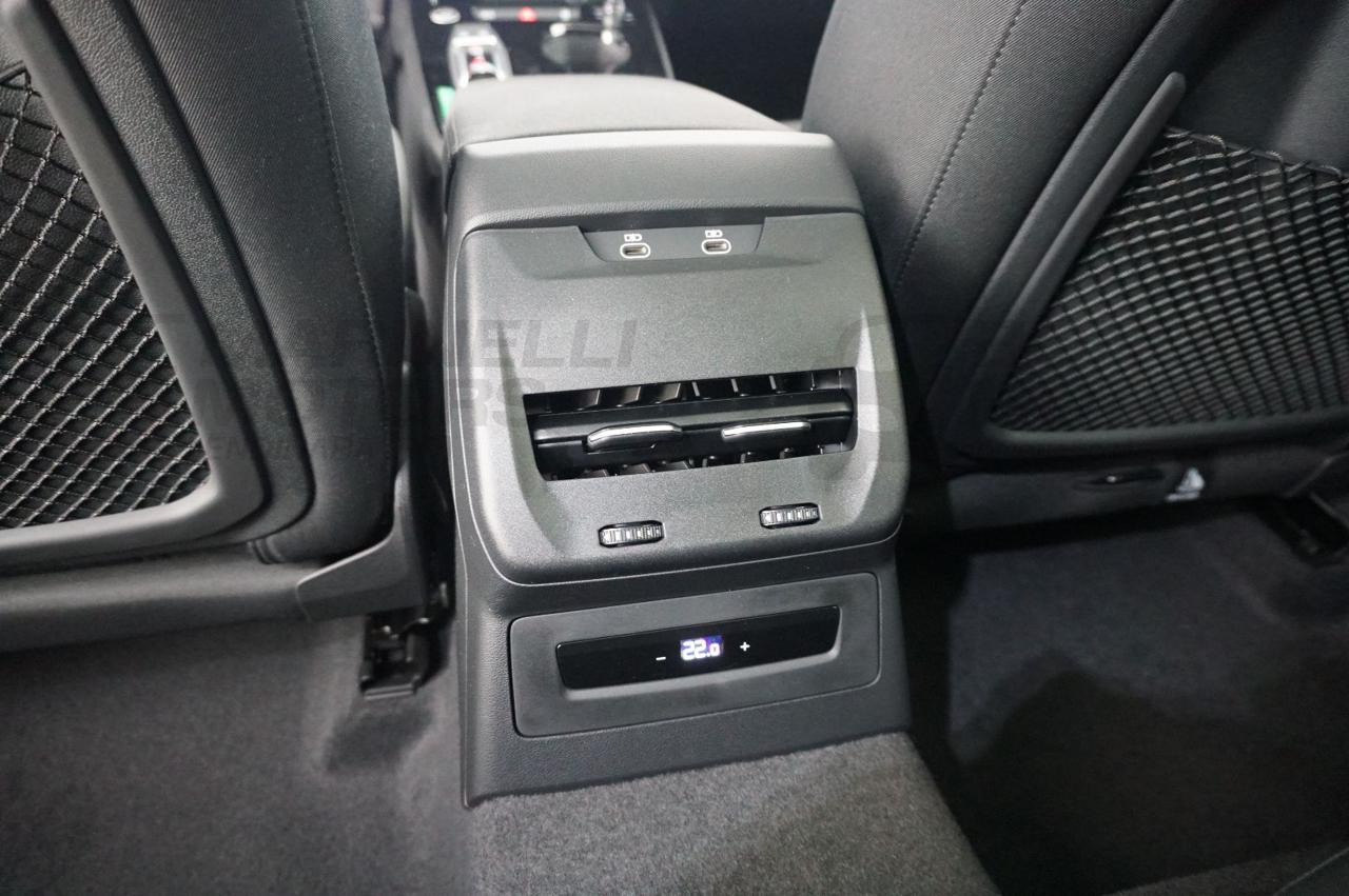 AUDI A5 AVANT 40 TDI 204CV MHEV+ S TRONIC S LINE EDITION - 15