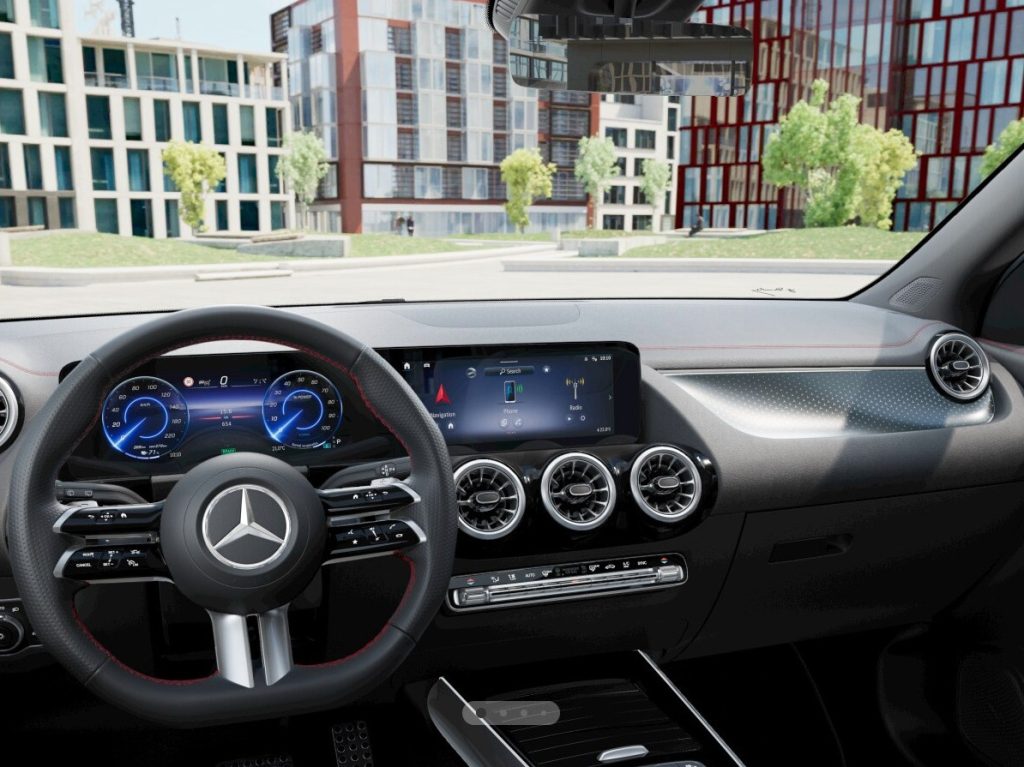 MERCEDES-BENZ EQA 250+ AMG Line Advanced Plus - 5