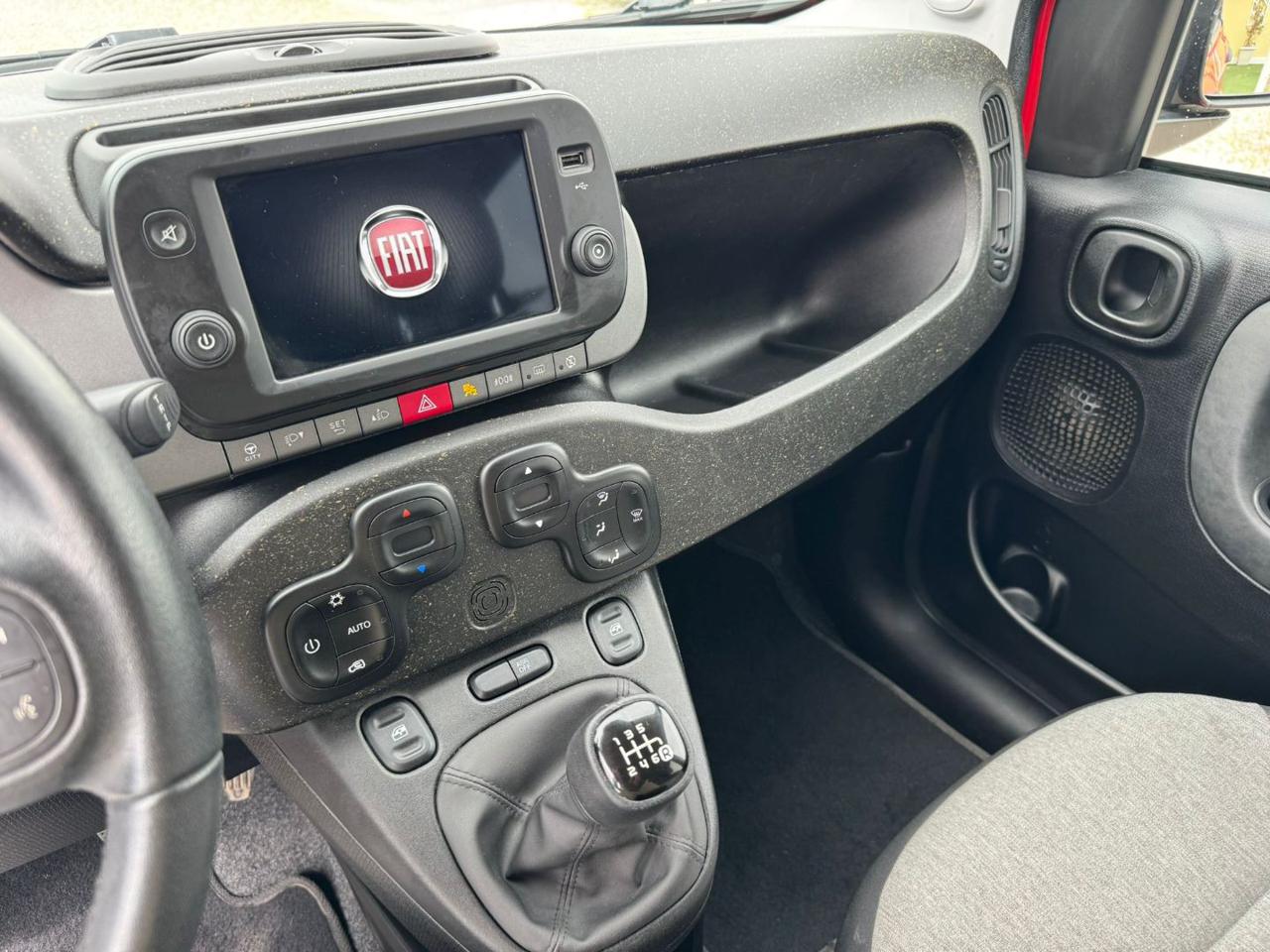 FIAT Panda Cross 1.0 FireFly S&S Hybrid - 10