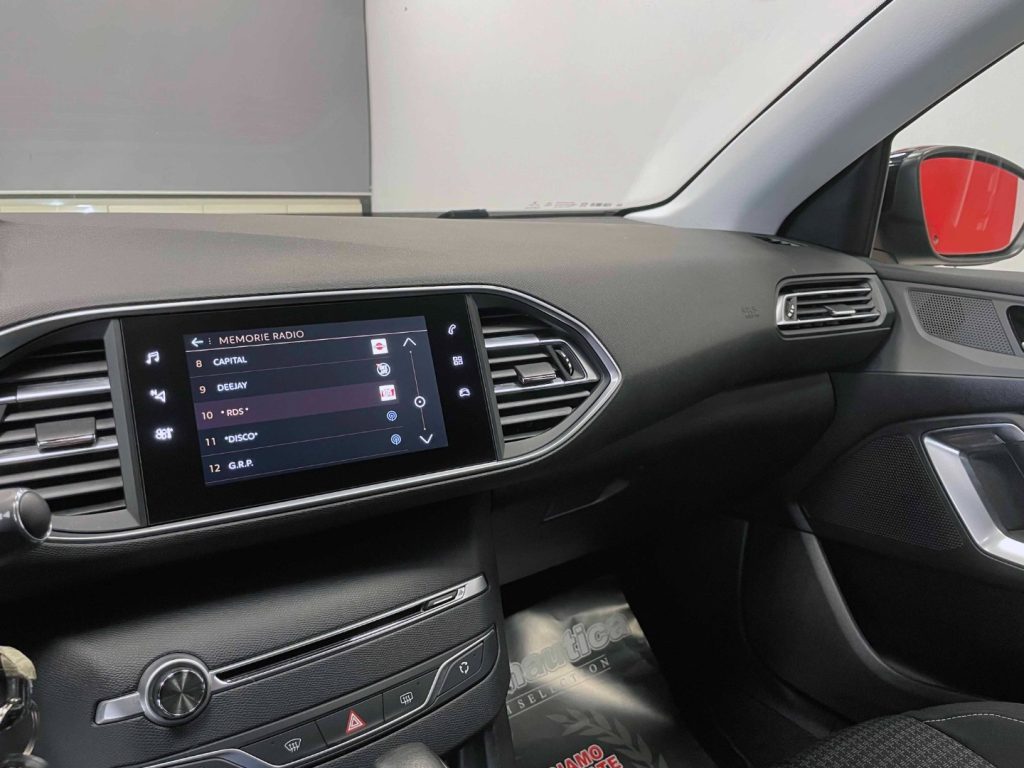 PEUGEOT 308 SW 1.5 BLUEHDI AUTO - IVA DEDUCIBILE - 20