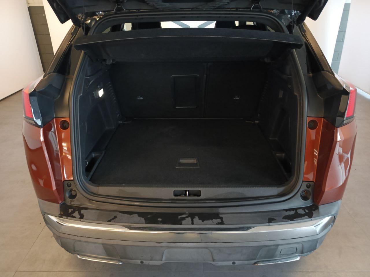 PEUGEOT 3008 BlueHDi 180 S&S EAT8 GT - 10