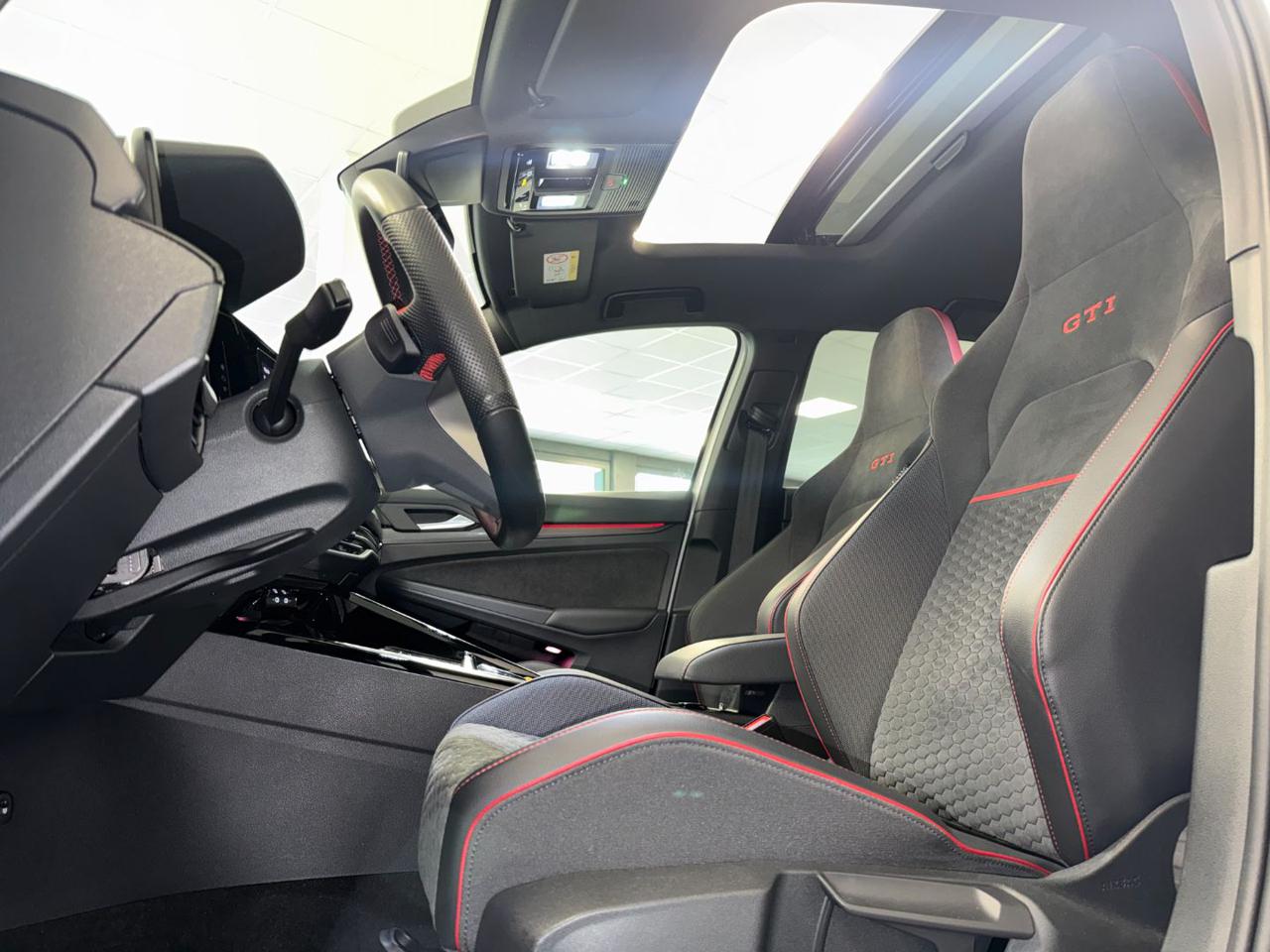 Volkswagen Golf 2.0 TSI GTI DSG Clubsport 45 / TETTO / SED. RISC. 2023 - foto 2