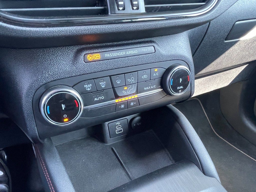 FORD Kuga 2.5 Full Hybrid 190 CV CVT AWD ST-Line - 17