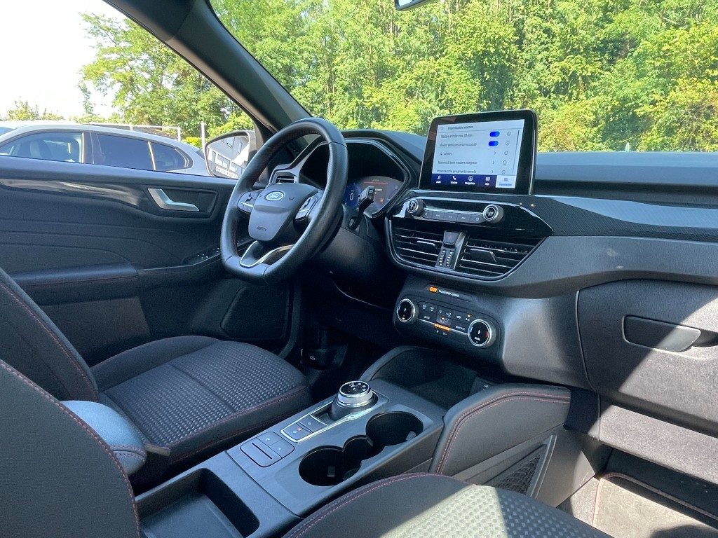 FORD Kuga 2.5 Full Hybrid 190 CV CVT AWD ST-Line - 10