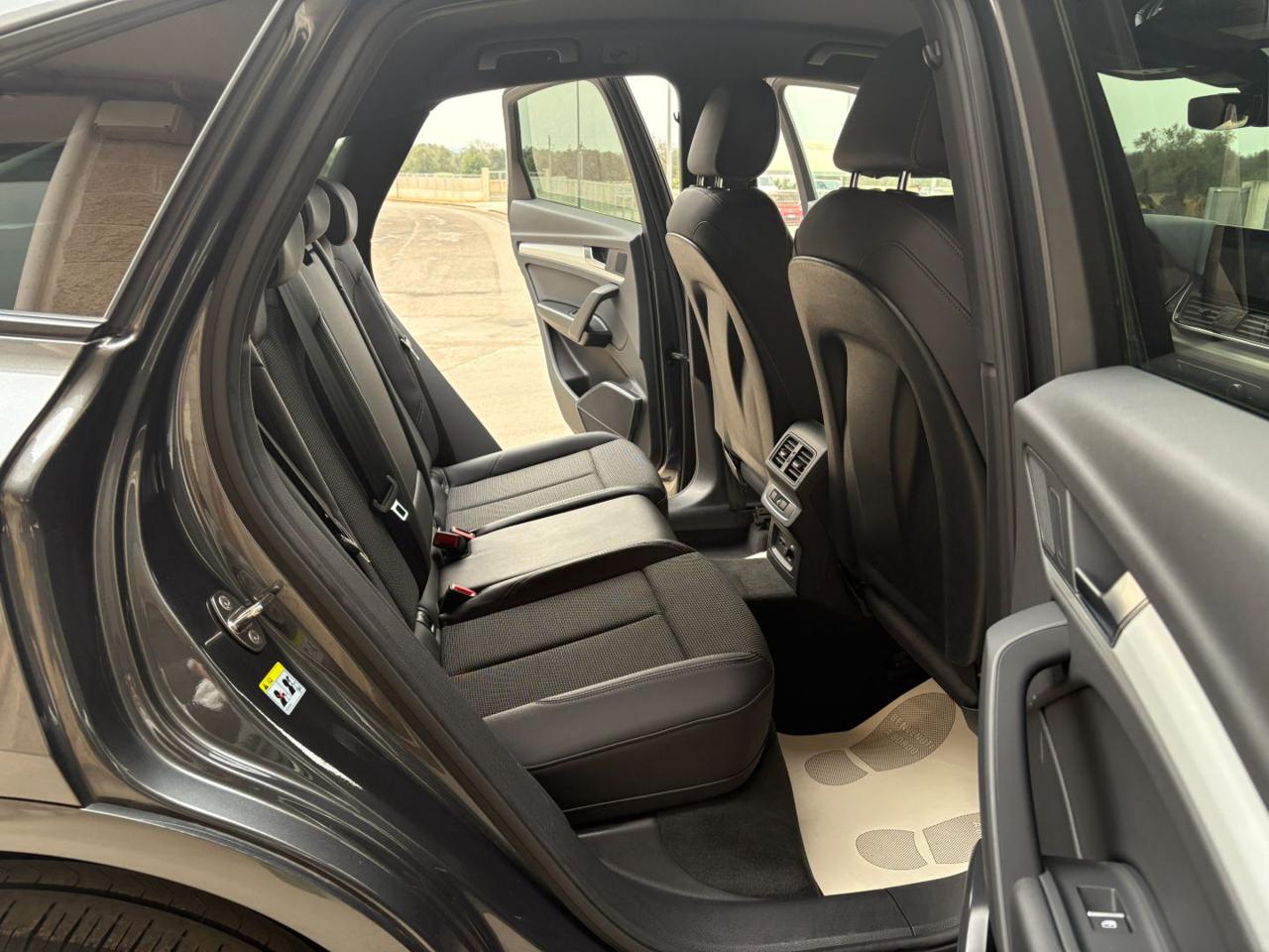 AUDI Q5 SPB Sportback 40 TDI quattro S tronic S line plus. - 11